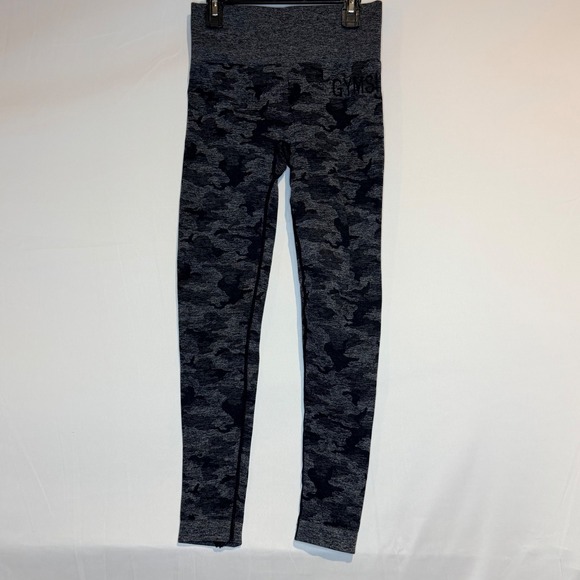 Gymshark Pants - Gymshark Adapt Camo Seamless Leggings Black Grey High Waisted Ruched Back Small